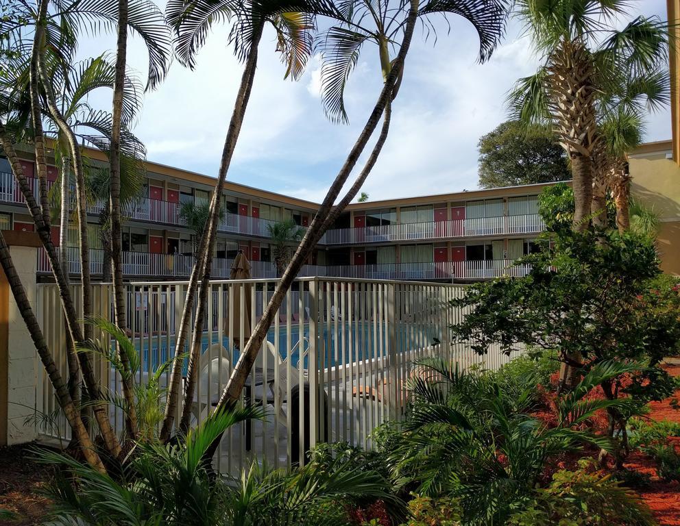 Red Carpet Inn Airport Fort Lauderdale Ngoại thất bức ảnh